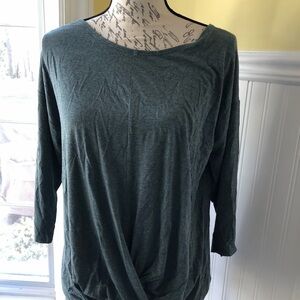 ANTIBES BLANC WOMENS YOGA TOP